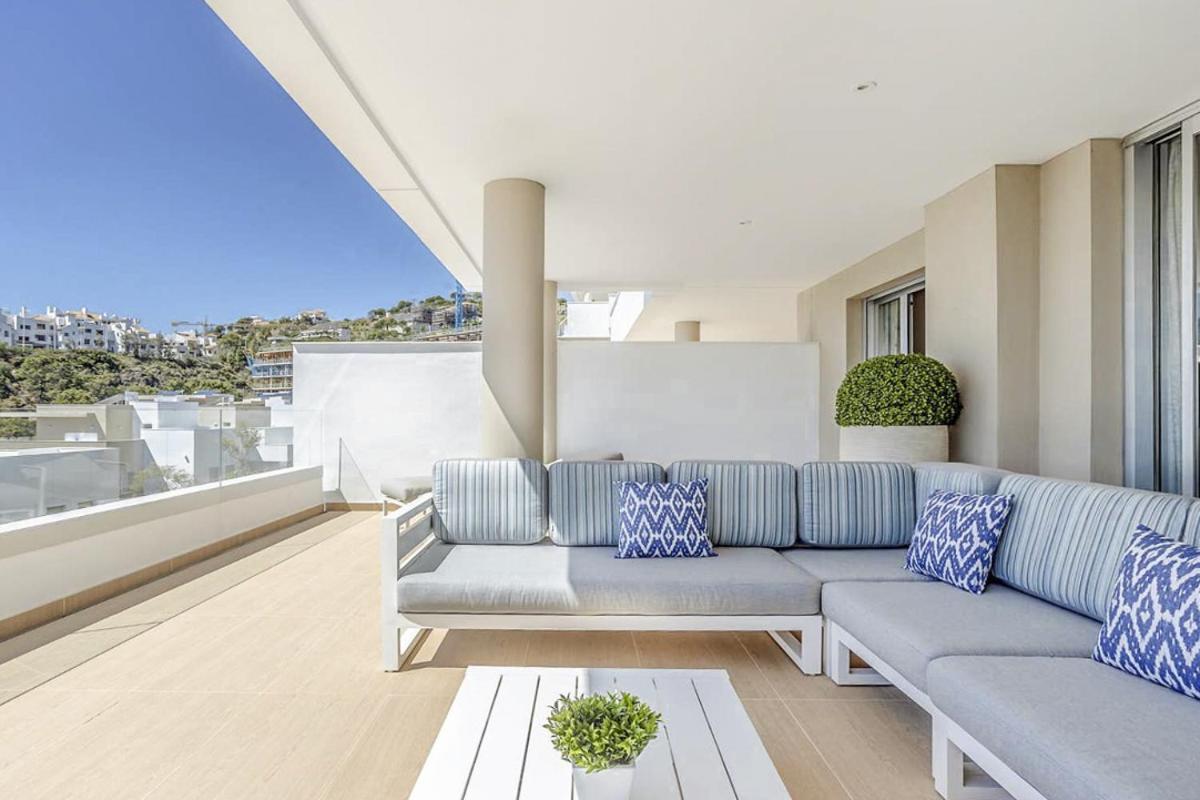 Luxury Large Terrace Views Jacuzzi Pool * Malaga